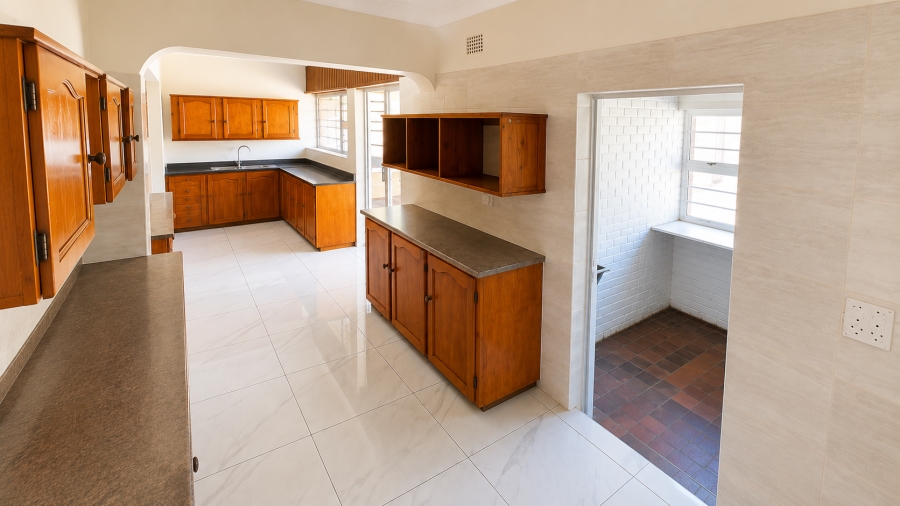 4 Bedroom Property for Sale in Beacon Bay Eastern Cape